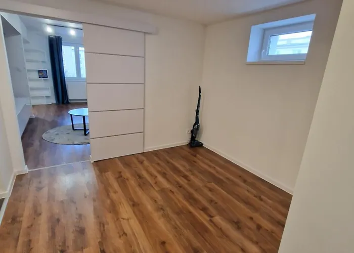 Apartmán Luxusny Byt, 5 Minut Pesi Do Centra *